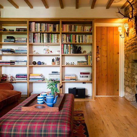 Lily Cottage Tew Eksteriør bilde