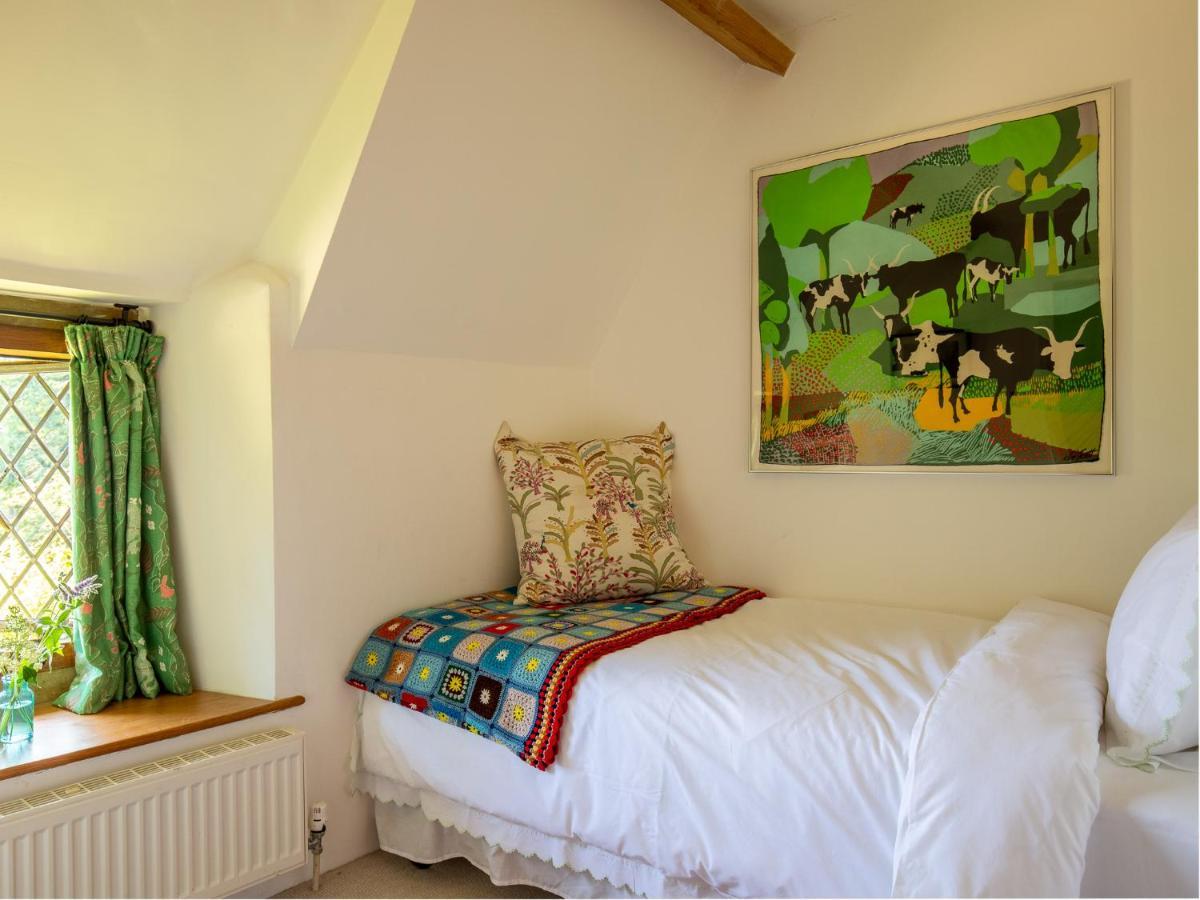 Lily Cottage Tew Eksteriør bilde